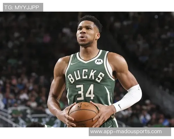 雄鹿新签约字母哥五弟引热议Shams透露字母哥未参与决策 雄鹿新签约字母哥五弟引热议Shams透露字母哥未参与决策