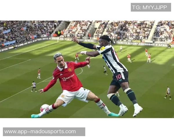 今日趣图:曼联终结对手十二连败枪手终结对手十一连胜未来可期 今日趣图:曼联终结对手十二连败枪手终结对手十一连胜未来可期