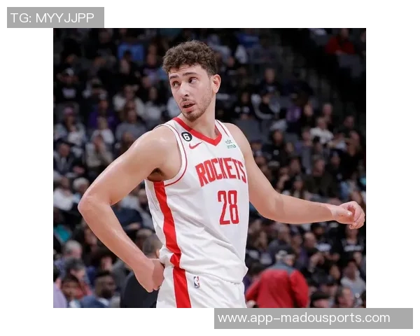 申京赛季首场三分表现亮眼之后接下来的20场命中率骤降仅进15球