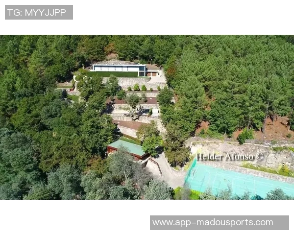 C罗位于葡萄牙的豪宅经过三年装修终于完工价值高达三千万英镑