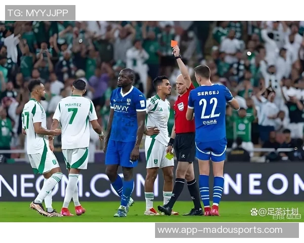 伊万托尼闪电战表现出色首20分钟双响助吉达国民领先利雅得胜利 伊万托尼闪电战表现出色首20分钟双响助吉达国民领先利雅得胜利